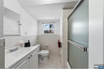 180 Beech Street, Belleville, NJ 07109 - Photo 18