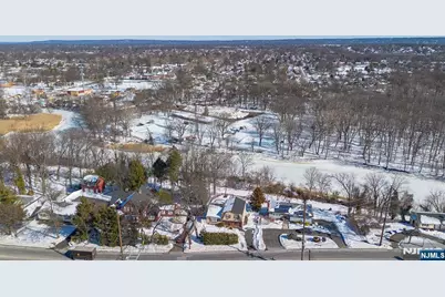 406 Kinderkamack Road, River Edge, NJ 07661 - Photo 16