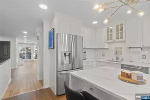 21 Grand Cove Way, Edgewater, NJ 07020 - Photo 6