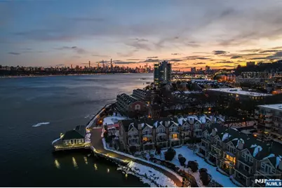 21 Grand Cove Way, Edgewater, NJ 07020 - Photo 1