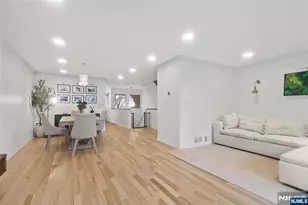 21 Grand Cove Way, Edgewater, NJ 07020 - Photo 14