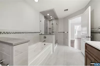 57 Bulger Avenue, New Milford, NJ 07646 - Photo 18