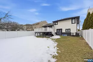 32 Luhman Terrace, Secaucus, NJ 07094 - Photo 32