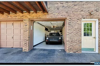 825 Riverside 204 #204, Lyndhurst Township, NJ 07071 - Photo 12