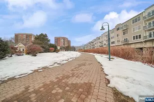 321 The Promenade, Edgewater, NJ 07020 - Photo 16