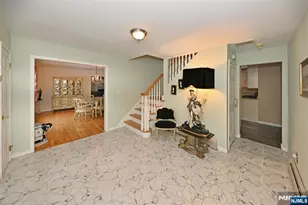 513 Lydia Ln, Wyckoff Township, NJ 07481 - Photo 2