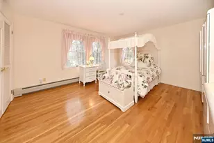 513 Lydia Ln, Wyckoff Township, NJ 07481 - Photo 20