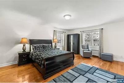 80 Glenwood Avenue, Elmwood Park, NJ 07407 - Photo 16