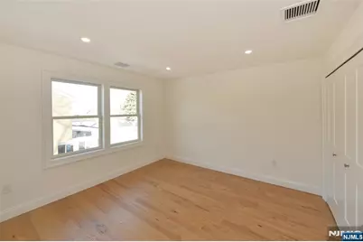 31 Albert Avenue, Fair Lawn, NJ 07410 - Photo 10