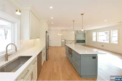 31 Albert Avenue, Fair Lawn, NJ 07410 - Photo 6