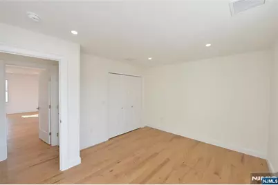 31 Albert Avenue, Fair Lawn, NJ 07410 - Photo 14