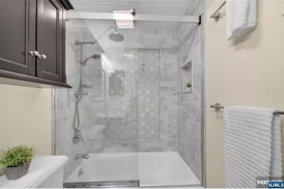 3807 Melville Court, Mahwah, NJ 07430 - Photo 24