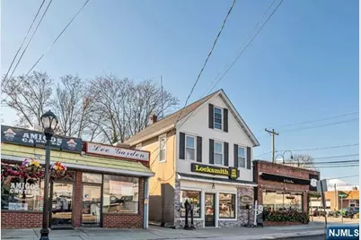 10 W Prospect Street 1 #1, Waldwick, NJ 07463 - Photo 2