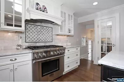 430 Wastena Terrace, Ridgewood, NJ 07450 - Photo 18