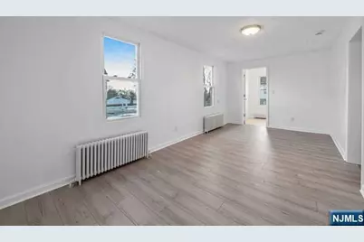 10 W Prospect Street, Waldwick, NJ 07463 - Photo 10