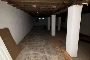 942 E 19th St, Paterson, NJ 07501 - Photo 22