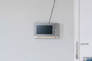 280 Undercliff Ave 1, Edgewater, NJ 07020 - Photo 4