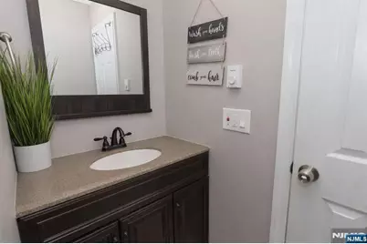 16 Arthur Road, Stanhope, NJ 07874 - Photo 8