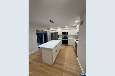 29 Park View Place, Fair Lawn, NJ 07410 - Photo 8