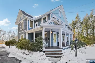 778 E Ridgewood Avenue, Ridgewood, NJ 07450 - Photo 2