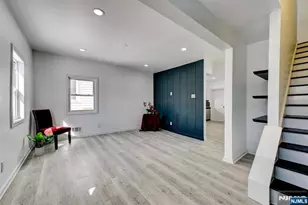 12 Spencer Pl, Garfield, NJ 07026 - Photo 10