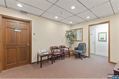 410 Ramapo Valley Road 101 #101, Oakland, NJ 07436 - Photo 4