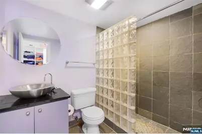 300 Main Street 807 #807, Little Falls Township, NJ 07424 - Photo 18