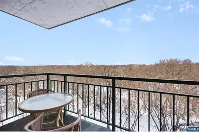 300 Main Street 807 #807, Little Falls Township, NJ 07424 - Photo 6