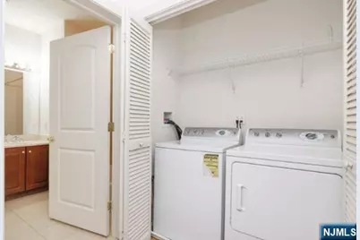 2205 Windsor Park Court 205 #205, Englewood, NJ 07631 - Photo 14