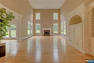 501 Clinton Ave, Wyckoff Township, NJ 07481 - Photo 4