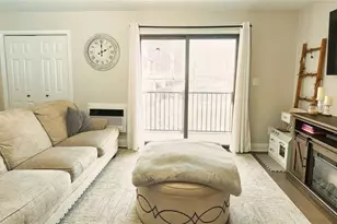 651 Riverside A7, Lyndhurst Township, NJ 07071 - Photo 2