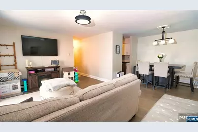 651 Riverside A7 #A7, Lyndhurst Township, NJ 07071 - Photo 4