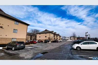 651 Riverside A7 #A7, Lyndhurst Township, NJ 07071 - Photo 32