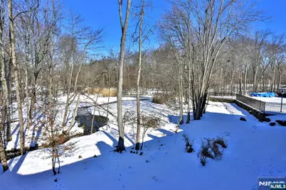 3806 Melville Court, Mahwah, NJ 07430 - Photo 16