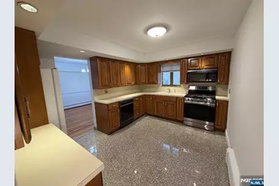 338 Brinkerhoff Avenue, Palisades Park, NJ 07650 - Photo 6