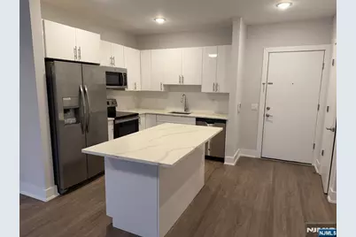 1685 Bergen Boulevard 505 #505, Fort Lee, NJ 07024 - Photo 2