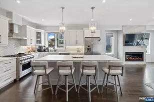 1553 West Street B, Fort Lee, NJ 07024 - Photo 10