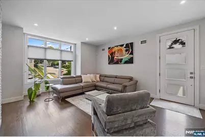 1553 West Street B #B, Fort Lee, NJ 07024 - Photo 4