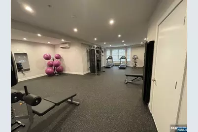 1685 Bergen Boulevard 604 #604, Fort Lee, NJ 07024 - Photo 16