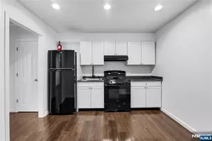 335 Paterson Ave F, East Rutherford, NJ 07073 - Photo 4