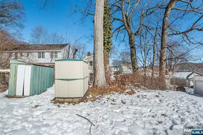 8 Shore Road, Denville, NJ 07834 - Photo 18