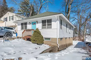 8 Shore Rd, Denville, NJ 07834 - Photo 14