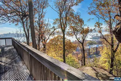 1470 Palisade Terrace, Fort Lee, NJ 07024 - Photo 20