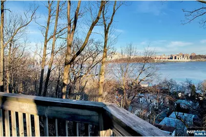 1470 Palisade Terrace, Fort Lee, NJ 07024 - Photo 1