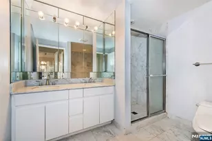 900 Palisade 18N, Fort Lee, NJ 07024 - Photo 16