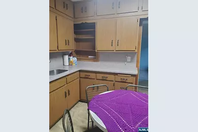 20 N Farview Avenue C #C, Paramus, NJ 07652 - Photo 6