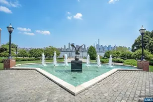 273 Roslyn Ct, West New York, NJ 07093 - Photo 42