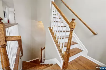 273 Roslyn Court, West New York, NJ 07093 - Photo 30