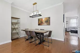 273 Roslyn Ct, West New York, NJ 07093 - Photo 6