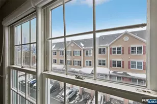 273 Roslyn Ct, West New York, NJ 07093 - Photo 26